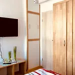 Schlafen Zuhause Monteur Und Апартаменты *