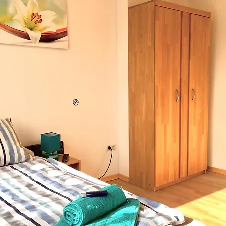 Apartment Schlafen Zuhause Monteur Und *