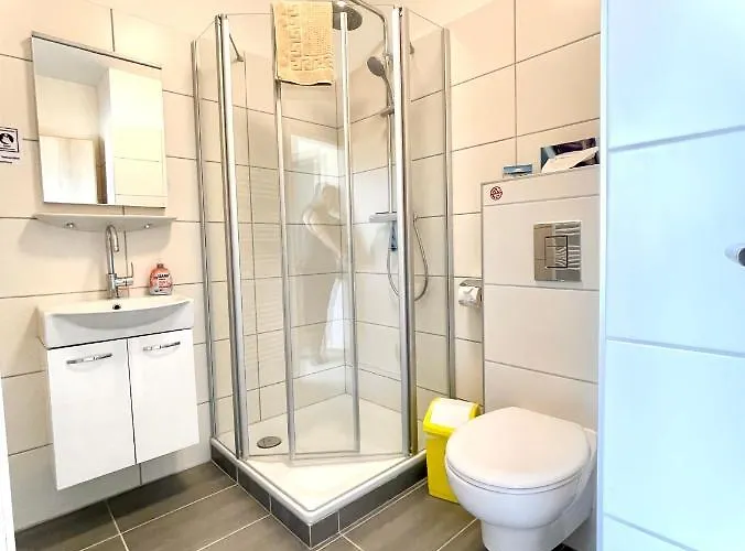 Schlafen Zuhause Monteur Und Rahden